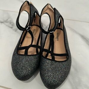 Black sparkle shoe kids size 1